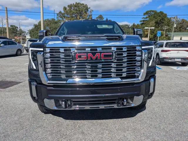 2026 GMC Sierra 2500HD Crew Cab, Standard Bed, Denali, 4WD