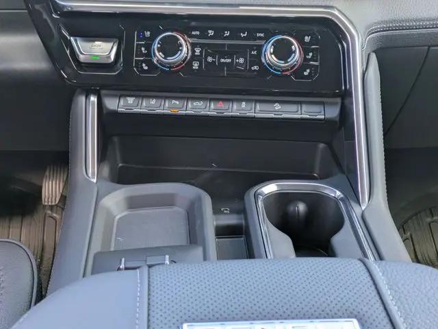 2026 GMC Sierra 2500HD Crew Cab, Standard Bed, Denali, 4WD