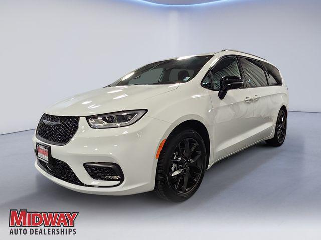 2026 Chrysler Pacifica Select for sale in Kearney, NE