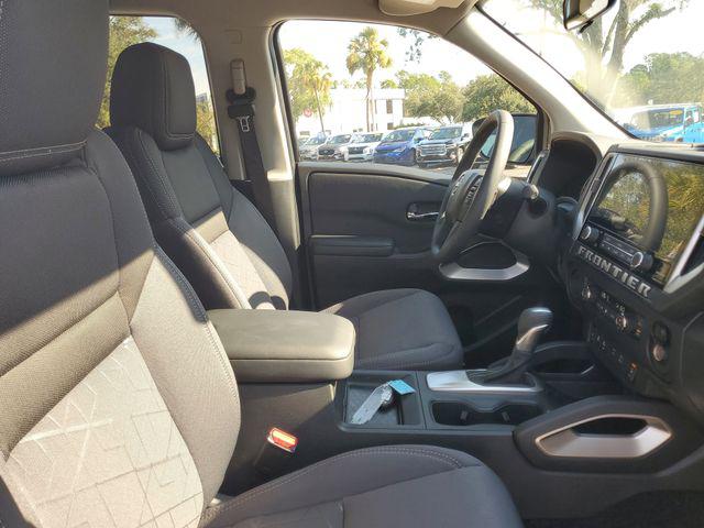 2026 Nissan Frontier Crew Cab SV 4x2