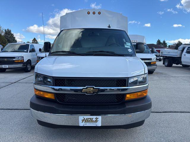 2025 Chevrolet Express Cutaway Work Van
