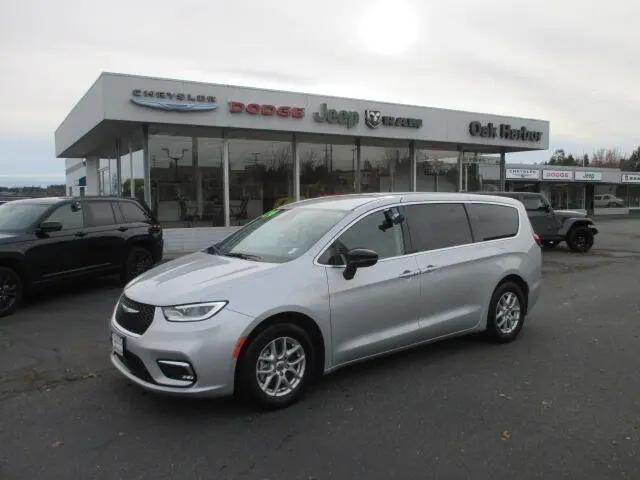 2024 Chrysler Pacifica Touring L for sale in Oak Harbor, WA