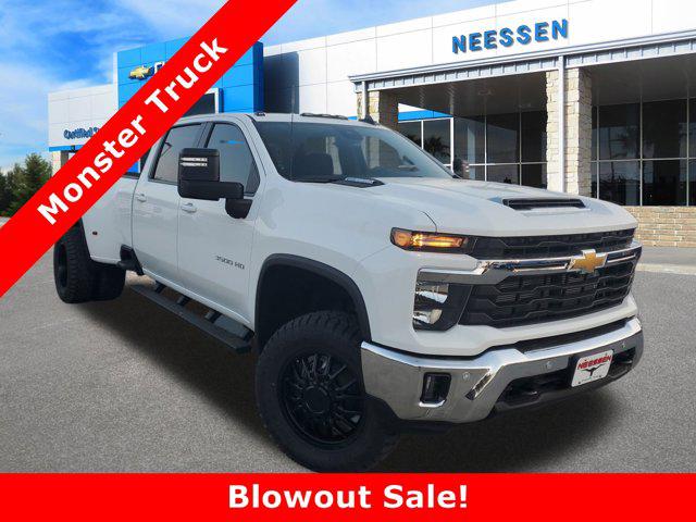 2026 Chevrolet Silverado 3500HD Crew Cab, Long Bed, LT Dual Rear Wheel, RWD for sale in Kingsville, TX