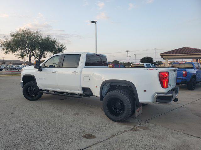 2026 Chevrolet Silverado 3500HD Crew Cab, Long Bed, LT Dual Rear Wheel, RWD