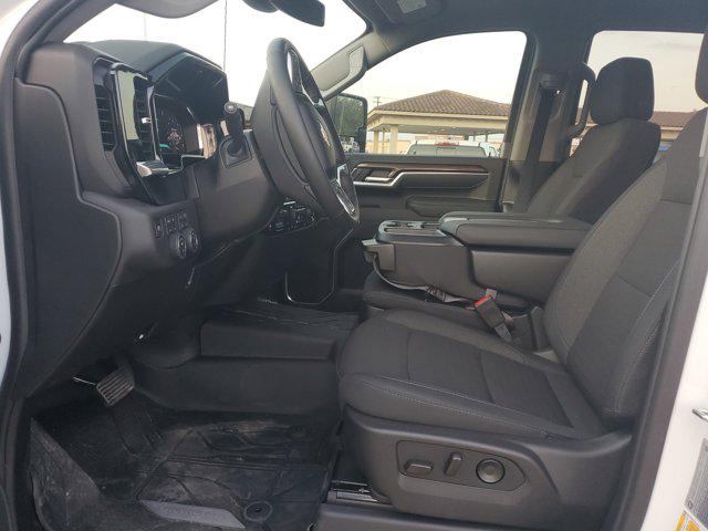 2026 Chevrolet Silverado 3500HD Crew Cab, Long Bed, LT Dual Rear Wheel, RWD