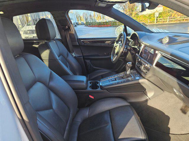 2021 Porsche Macan AWD