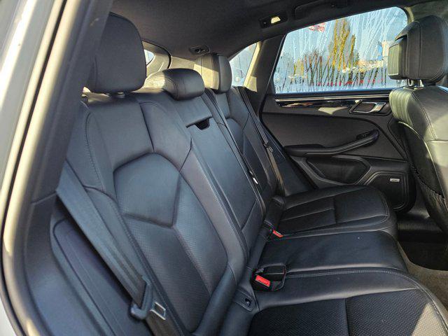 2021 Porsche Macan AWD