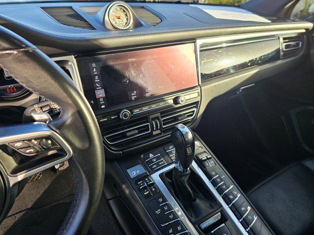 2021 Porsche Macan AWD