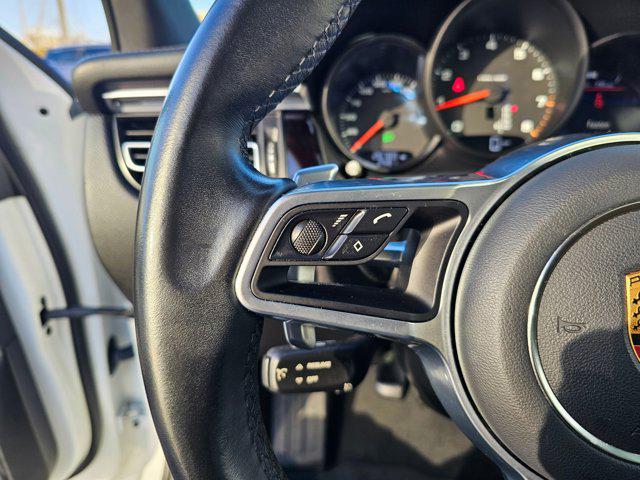 2021 Porsche Macan AWD