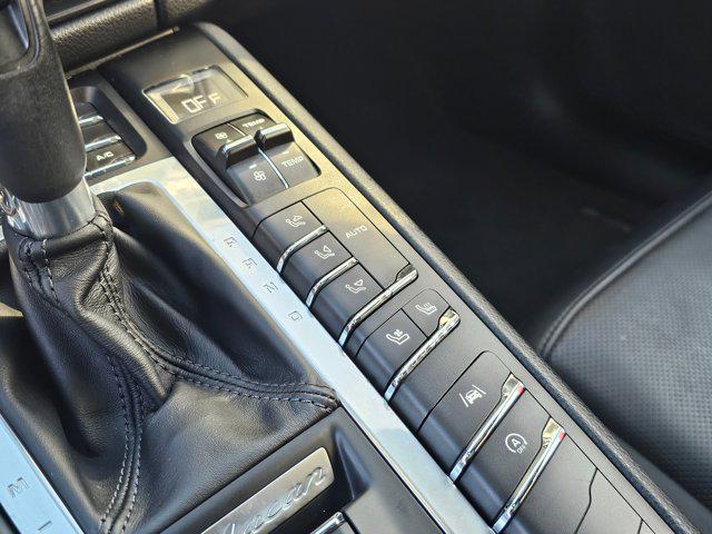 2021 Porsche Macan AWD