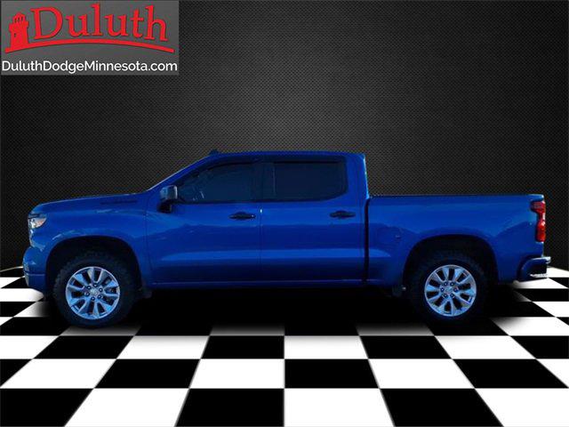 2022 Chevrolet Silverado 1500 4WD Crew Cab Short Bed Custom 2022 Chevrolet Silverado 1500 4WD Crew Cab Short Bed Custom