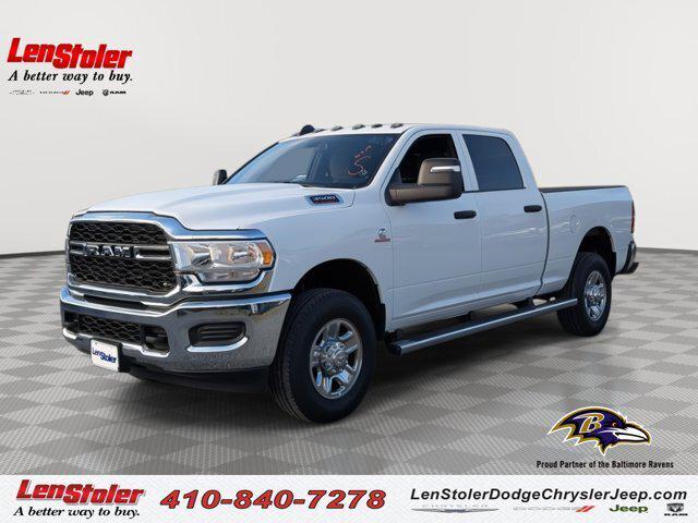 2024 RAM 3500 Tradesman Crew Cab 4x4 64 Box