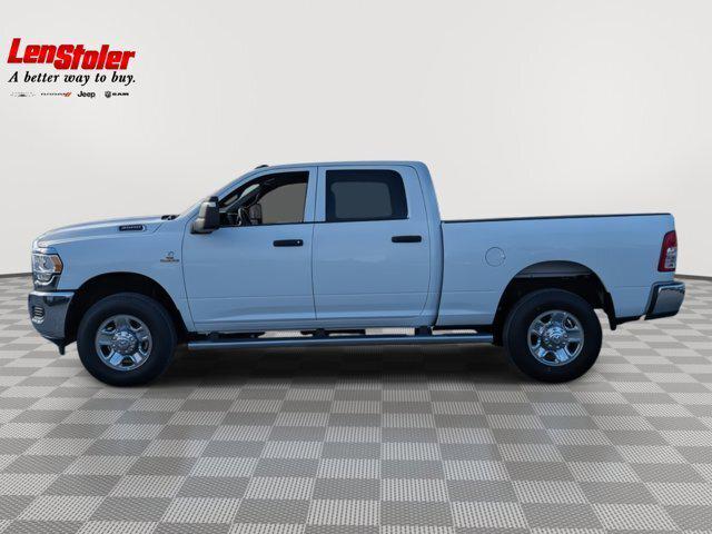 2024 RAM 3500 Tradesman Crew Cab 4x4 64 Box