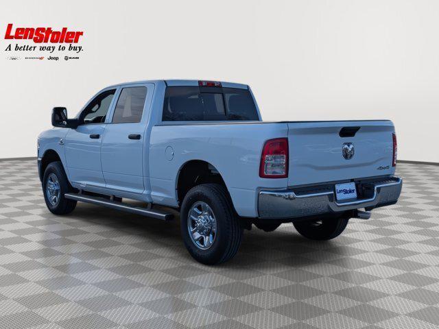2024 RAM 3500 Tradesman Crew Cab 4x4 64 Box