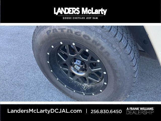 2017 Jeep Wrangler Unlimited Freedom 4x4 2017 Jeep Wrangler Unlimited Freedom 4x4