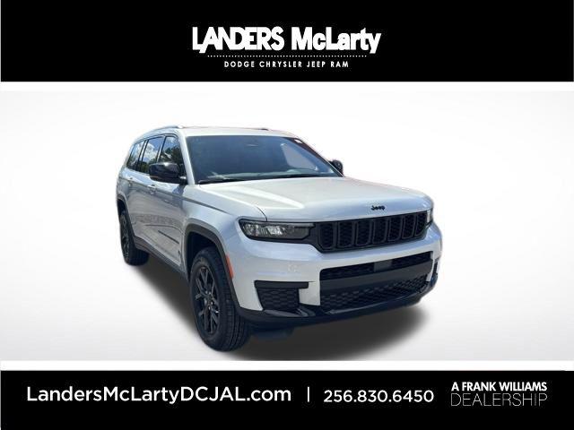 2025 Jeep Grand Cherokee L Altitude 4x4