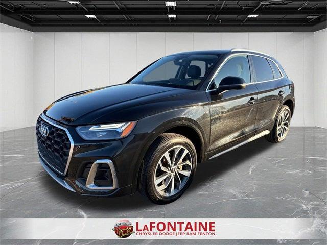 2023 Audi Q5 Premium Plus 45 TFSI S line quattro 2023 Audi Q5 Premium Plus 45 TFSI S line quattro