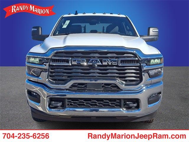 2025 RAM 3500 Chassis Tradesman/Big Horn