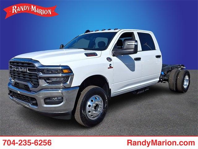 2025 RAM 3500 Chassis Tradesman/Big Horn 2025 RAM 3500 Chassis Tradesman/Big Horn