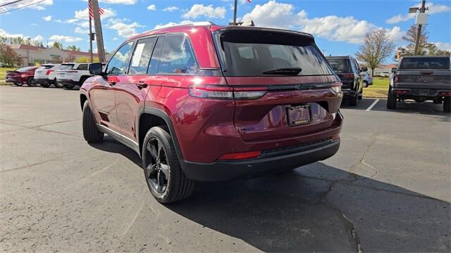 2023 Jeep Grand Cherokee Altitude 4x4 2023 Jeep Grand Cherokee Altitude 4x4