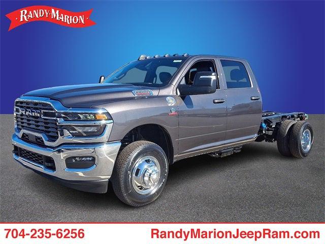 2026 RAM Ram 3500 Chassis Cab RAM 3500 TRADESMAN CREW CAB CHASSIS 4X4 60 CA 2026 RAM Ram 3500 Chassis Cab RAM 3500 TRADESMAN CREW CAB CHASSIS 4X4 60 CA