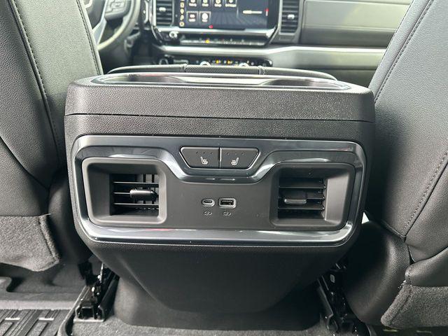 2026 GMC Sierra 2500HD Crew Cab, Standard Bed, SLT, 4WD