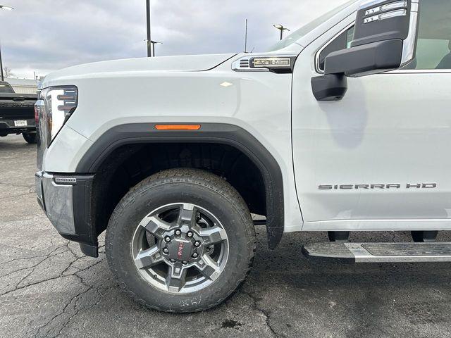 2026 GMC Sierra 2500HD Crew Cab, Standard Bed, SLT, 4WD