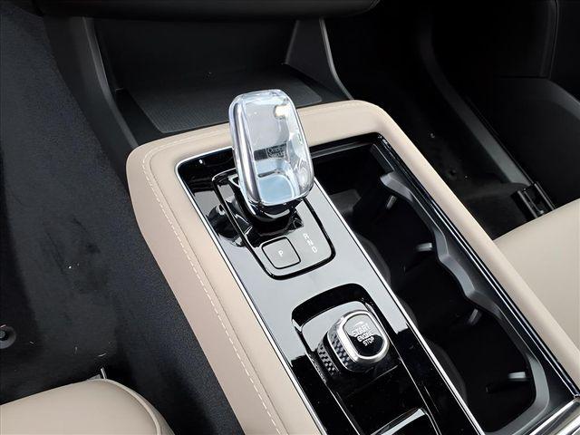 2026 Volvo XC90 Plus, B6 AWD Gas (mild hybrid), Gasoline, Bright, 7 Seats