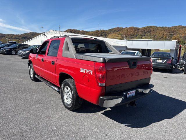 2003 Chevrolet Avalanche Base
