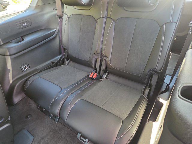2025 Jeep Grand Cherokee L Altitude X 4x4