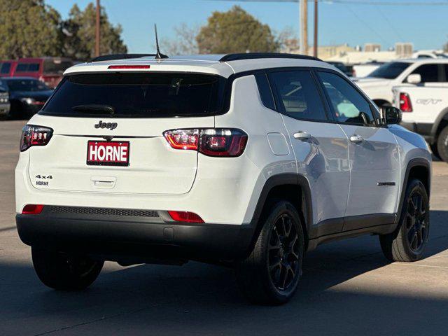 2026 Jeep Compass Latitude Altitude