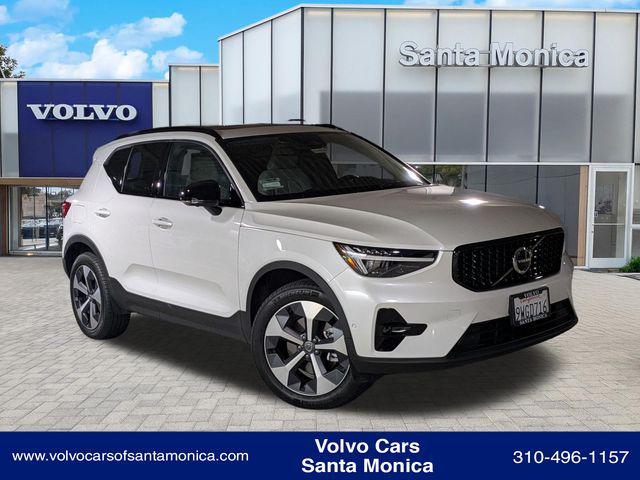 2026 Volvo XC40 Plus, B5 AWD Gas (mild hybrid), Dark for sale in Santa Monica, CA