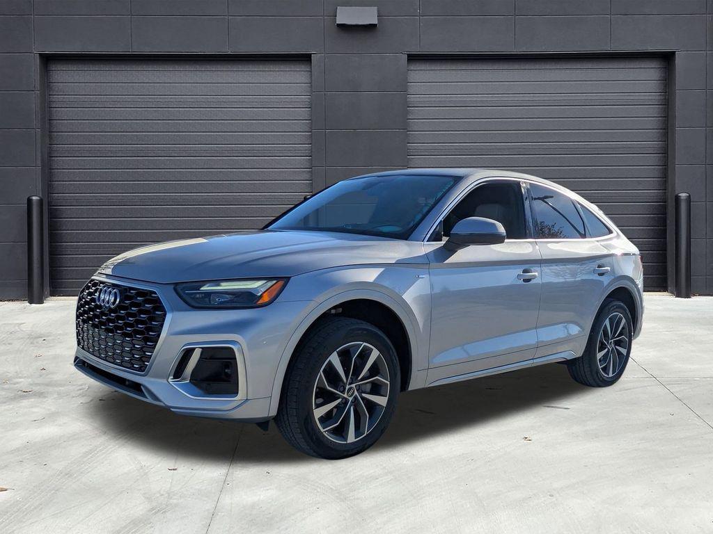 2022 Audi Q5 Sportback Premium Plus's photo