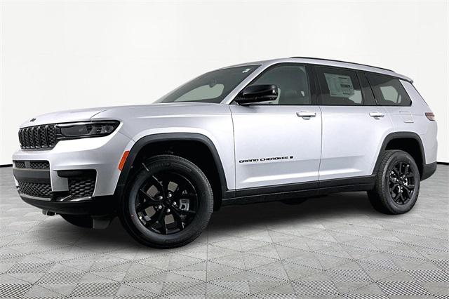 2025 Jeep Grand Cherokee GRAND CHEROKEE L ALTITUDE 4X4