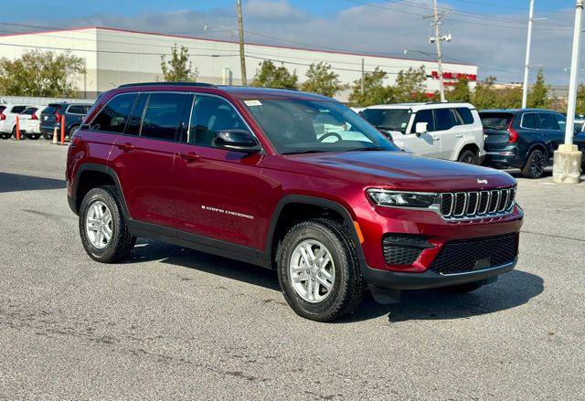 2025 Jeep Grand Cherokee GRAND CHEROKEE LAREDO 4X2