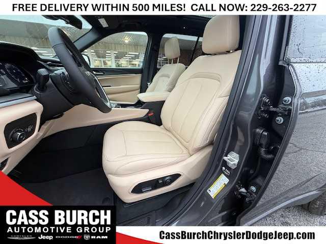 2025 Jeep Grand Cherokee Limited 4x4