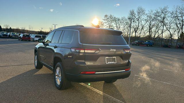 2025 Jeep Grand Cherokee GRAND CHEROKEE L LAREDO X 4X4