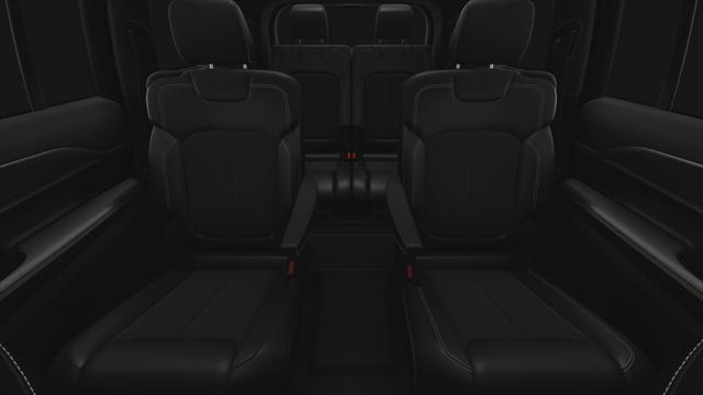 2025 Jeep Grand Cherokee GRAND CHEROKEE L ALTITUDE 4X4