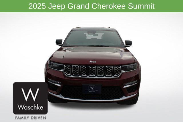 2025 Jeep Grand Cherokee GRAND CHEROKEE SUMMIT 4X4