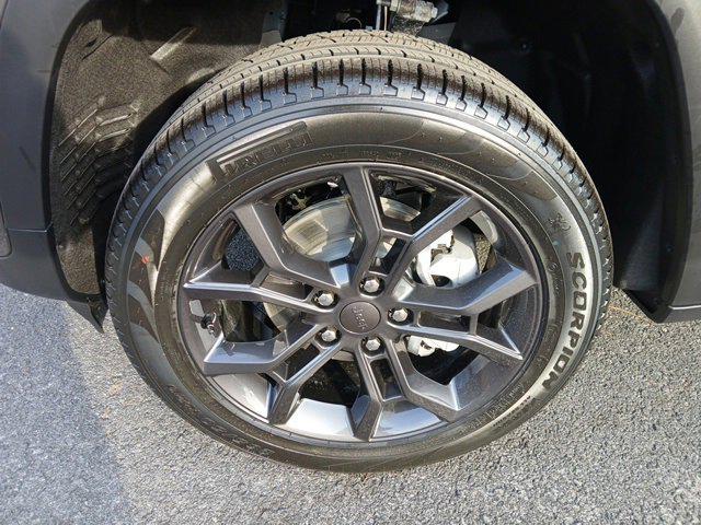 2025 Jeep Grand Cherokee GRAND CHEROKEE LIMITED 4X4 2025 Jeep Grand Cherokee GRAND CHEROKEE LIMITED 4X4