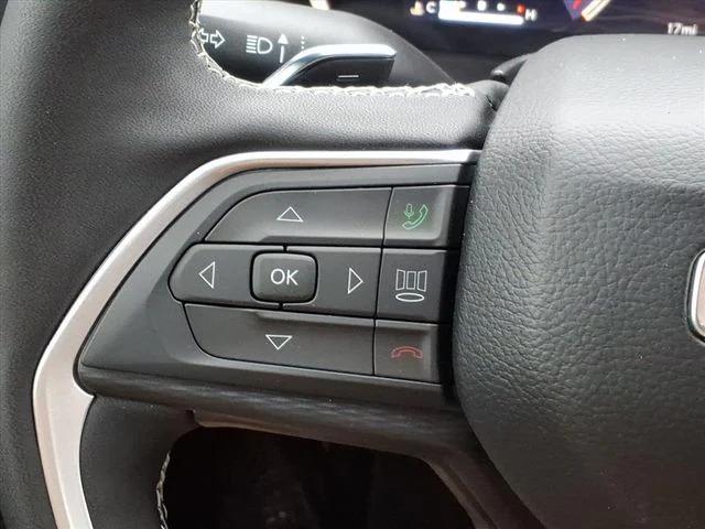 2025 Jeep Grand Cherokee Altitude X 4x4
