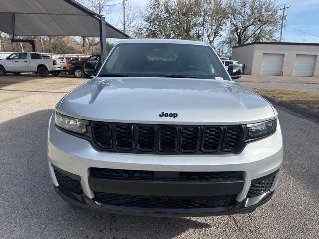 2025 Jeep Grand Cherokee GRAND CHEROKEE L ALTITUDE X 4X2