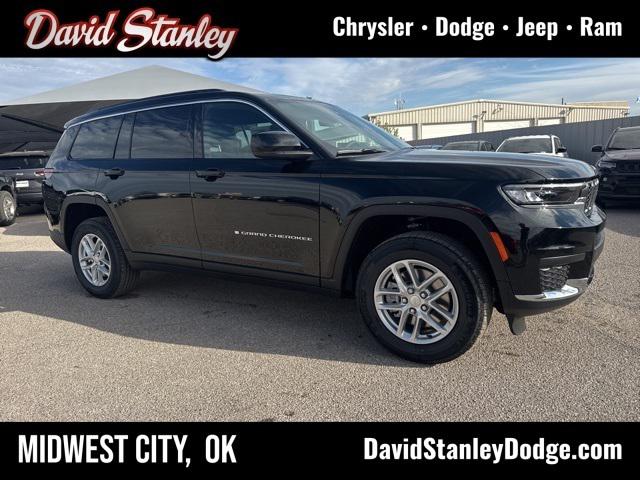2025 Jeep Grand Cherokee GRAND CHEROKEE L LAREDO 4X4