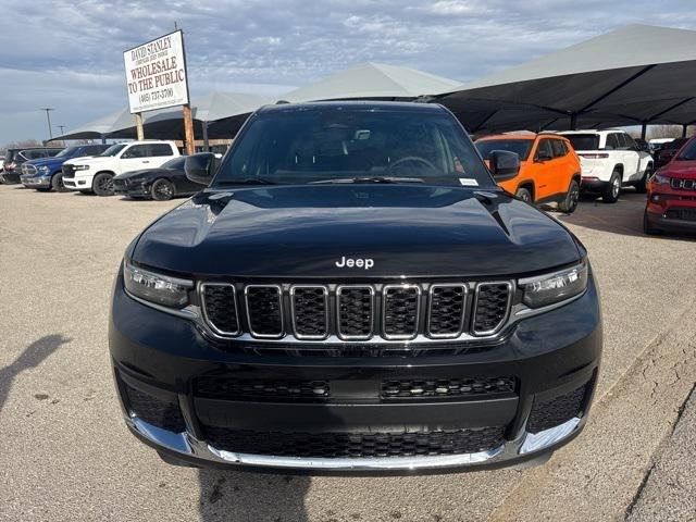 2025 Jeep Grand Cherokee GRAND CHEROKEE L LAREDO 4X4