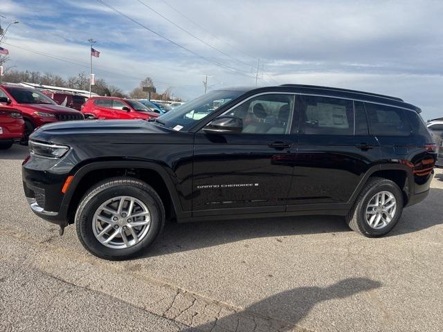2025 Jeep Grand Cherokee GRAND CHEROKEE L LAREDO 4X4