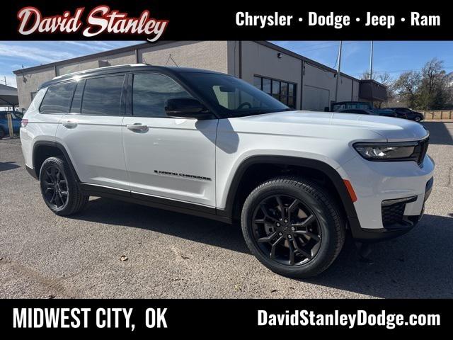 2025 Jeep Grand Cherokee GRAND CHEROKEE L LIMITED 4X4