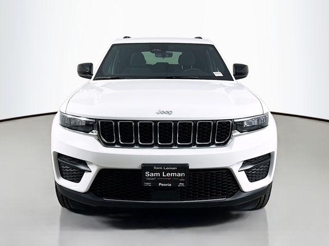 2025 Jeep Grand Cherokee GRAND CHEROKEE LAREDO 4X4 2025 Jeep Grand Cherokee GRAND CHEROKEE LAREDO 4X4