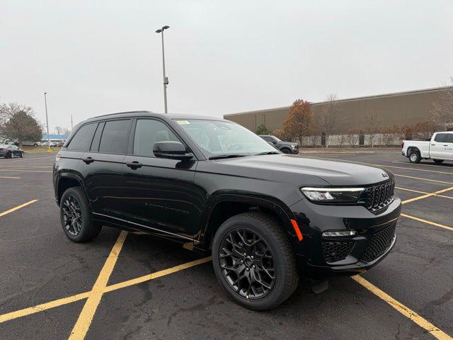 2025 Jeep Grand Cherokee GRAND CHEROKEE SUMMIT 4X4 2025 Jeep Grand Cherokee GRAND CHEROKEE SUMMIT 4X4