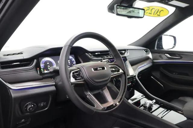 2025 Jeep Grand Cherokee GRAND CHEROKEE L OVERLAND 4X4