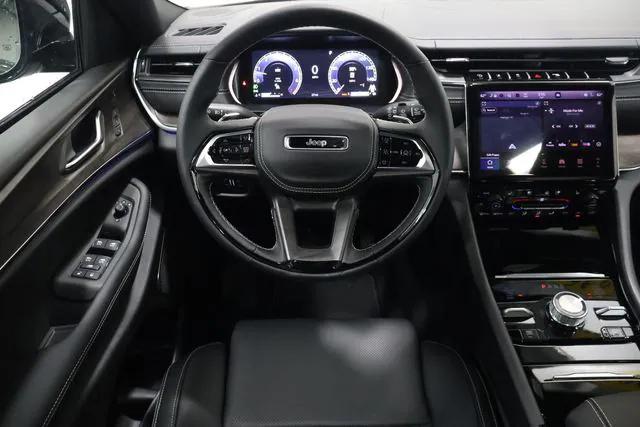 2025 Jeep Grand Cherokee GRAND CHEROKEE L OVERLAND 4X4 2025 Jeep Grand Cherokee GRAND CHEROKEE L OVERLAND 4X4